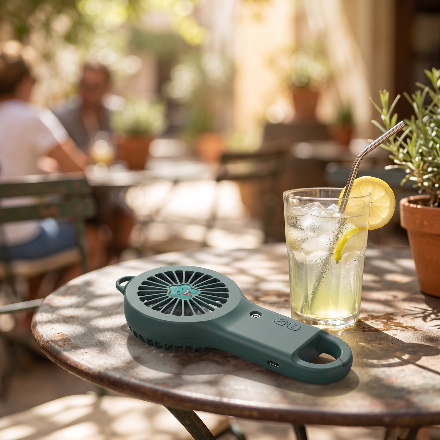 CREAZONE Hanging Neck Misting Fan — European city